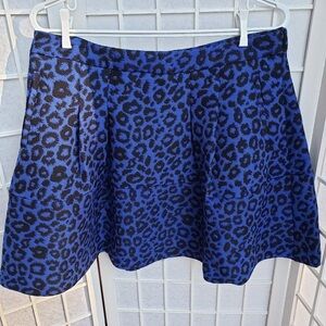Forever 21 Blue  &  Black Patterened Mini Skirt (T2)